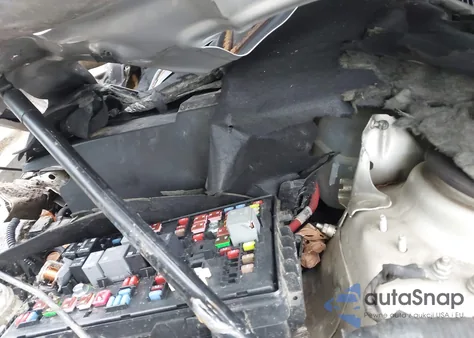 2013 Buick Regal Turbo - Premium 1 z USA, uszkodzony, nr VIN 2G4GS5EVXD9155513